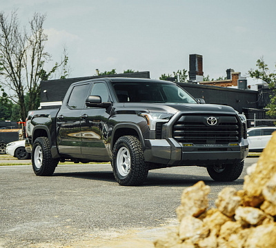 Фото дисков Black Rhino SHOGUN на Toyota Tundra III