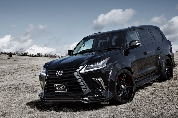 Фото дисков Savini SV71 Черный глянец на Lexus LX III