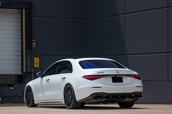 Фото дисков Brixton Forged HS1 Черный глянец на Mercedes-Benz S-Class (W223)