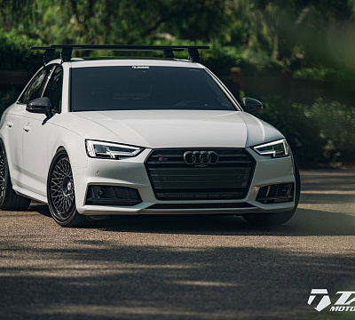 Фото дисков HRE 501 на Audi A/S/RS 4 (B8)