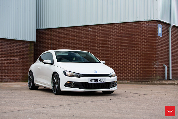 Фото дисков Vossen VFS-1 Сатиновый графит на Volkswagen Scirocco III