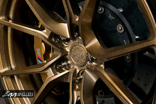 Фото дисков Anrky AN12 Глянцевое темное золото на BMW 3/M3 (F3x/F80)