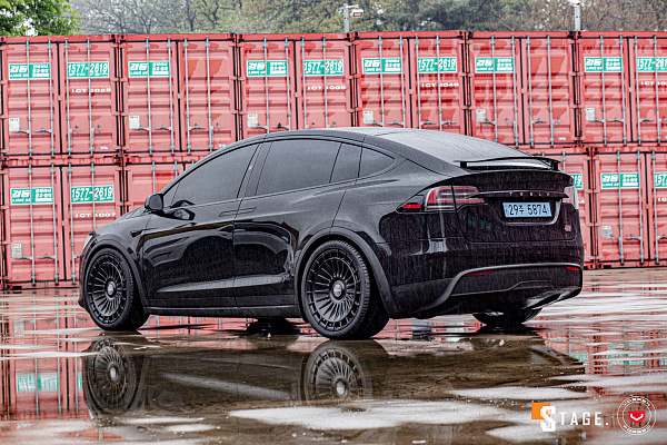 Фото дисков Vossen S21-12 Черный сатин на Tesla Model X