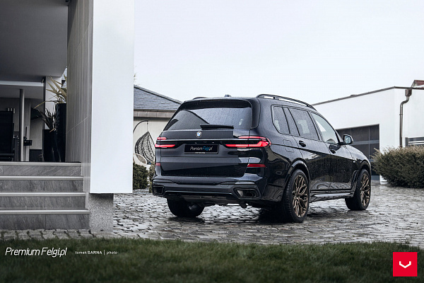 Фото дисков Vossen HF-2 Сатиновая бронза на BMW X7 (G07)