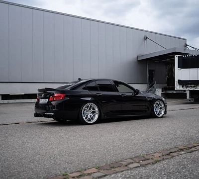 Фото дисков ST Wheels ST21.2 на BMW 5/M5 (F10)