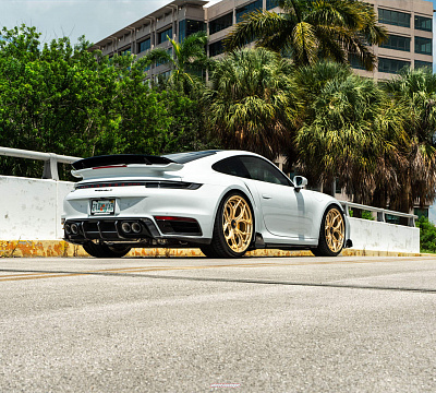 Фото дисков HRE S111SC на Porsche 911 VIII