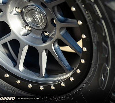 Фото дисков BC Forged RD03-BL на Ford Bronco