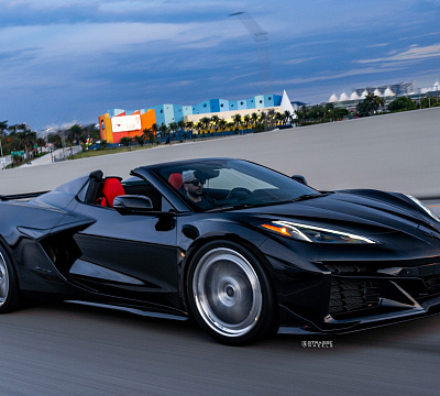Фото дисков AL13 R10 на Chevrolet Corvette C8