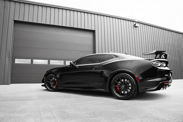 Фото дисков Brixton Forged R11-RS Черный сатин на Chevrolet Camaro VI