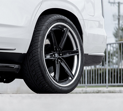 Фото дисков Anrky AN36-S на Cadillac Escalade V