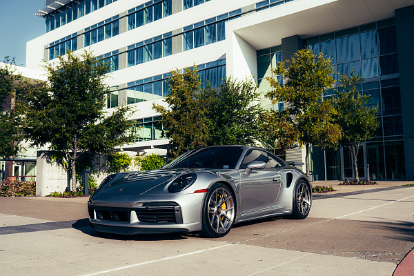 Фото дисков Strasse Wheels SM5 Deep Concave Duoblock Сатиновый темный лак на Porsche 911 VIII