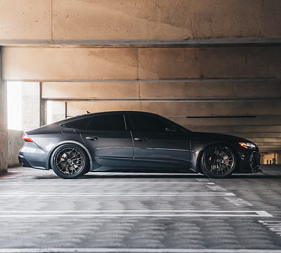 Фото дисков Brixton Forged PF10 на Audi A/RS 7 (4K)