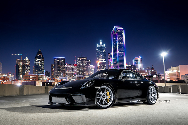 Фото дисков Strasse Wheels SM5R Deep Concave Monoblock Глянцевый лак на Porsche 911 VIII