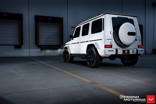 Фото дисков Vossen HF-2 Черный глянец на Mercedes-Benz G-Class III