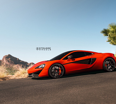 Фото дисков Strasse Wheels SM5R Deep Concave Monoblock на McLaren 570S