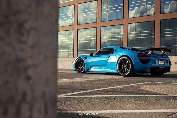 Фото дисков Anrky AN38 Черный сатин на Porsche 918 Spyder