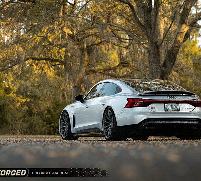 Фото дисков BC Forged RZ10 на Audi E-tron GT
