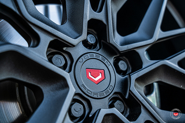 Фото дисков Vossen EVO-2 Черный сатин на Volkswagen Tiguan II