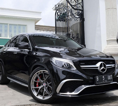 Фото дисков HRE S101 на Mercedes-Benz GLE I