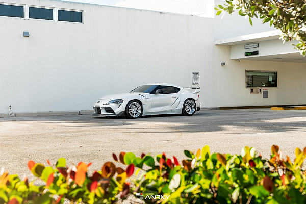 Фото дисков Anrky S3-X3 Полированный лак на Toyota Supra A90