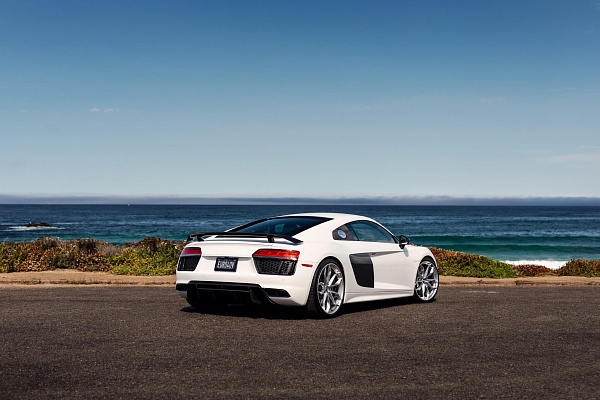 Фото дисков HRE P201 Сатиновый лак на Audi R8 (4S)
