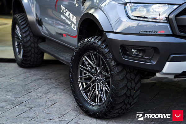 Фото дисков Vossen HF6-5 Сатиновый графит на Ford Ranger T6