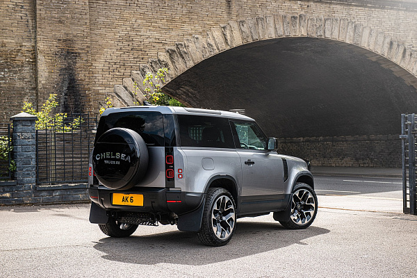 Фото дисков Kahn Type 60 RS2 Алмазная проточка на Land Rover Defender II