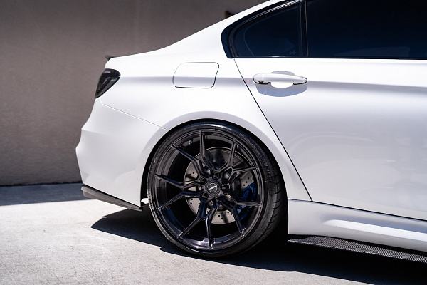 Фото дисков Rusch GTX-R Глянцевый темный лак на BMW 3/M3 (F3x/F80)