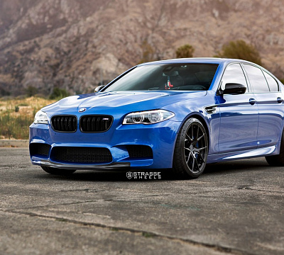 Фото дисков Strasse Wheels SM5R Deep Concave Monoblock на BMW 5/M5 (F10)