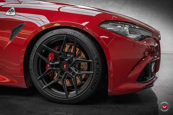 Фото дисков Vossen EVO-4R Черный сатин на Alfa Romeo Giulia II (952)
