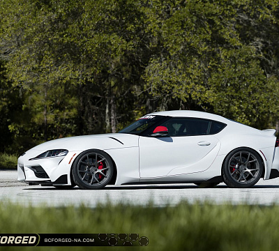 Фото дисков BC Forged RZ05 на Toyota Supra A90