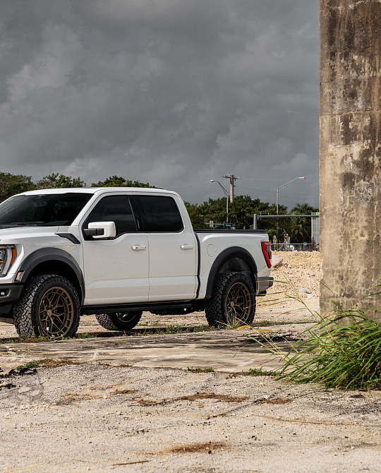 Фото дисков HFX-1 (6-Lug) Сатиновая бронза на Ford F-150 XIV