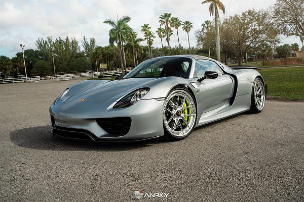 Фото дисков Anrky XR-301 Полированный лак на Porsche 918 Spyder