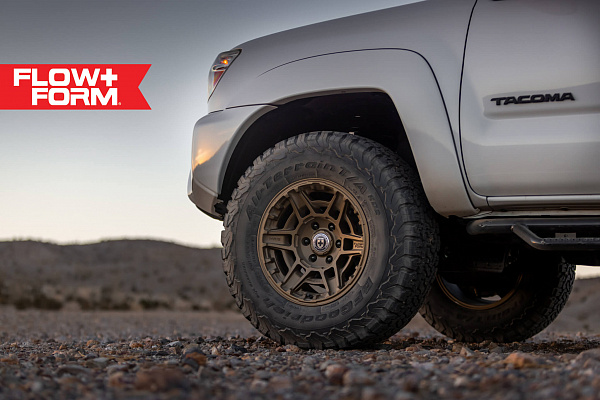 Фото дисков HRE FT1 Сатиновое темное золото на Toyota Tacoma III