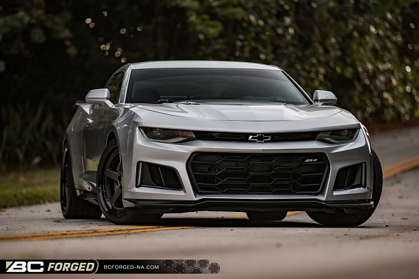 Фото дисков BC Forged LE05 // MLE05 Матовый графит на Chevrolet Camaro VI