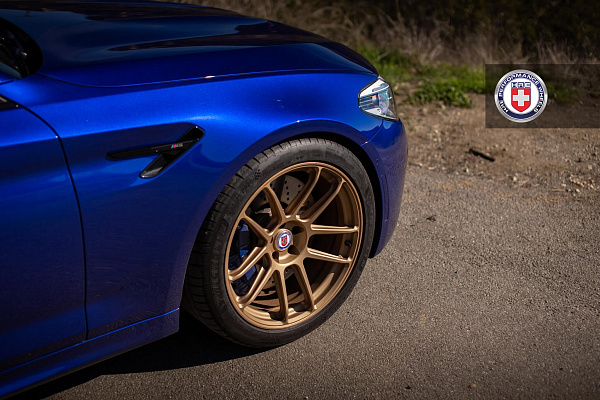 Фото дисков HRE RC104 Сатиновое золото на BMW 5/M5 (G30/F90)