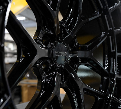 Vossen HFX-1 (6-Lug)