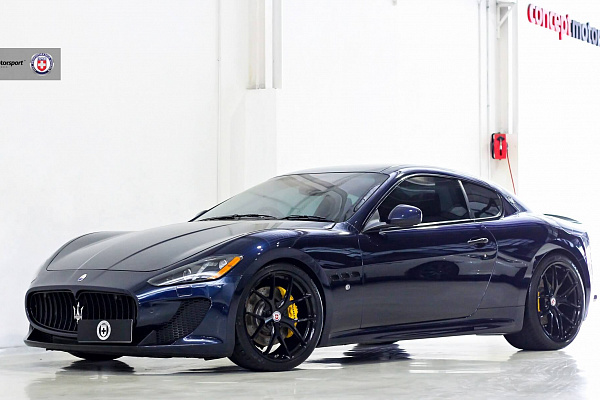 Фото дисков HRE P101 Черный глянец на Maserati GranTurismo I