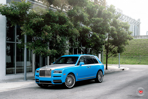 Фото дисков Vossen S17-14 Глянцевый лак на Rolls-Royce Cullinan