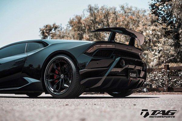 Фото дисков HRE S201 Черный сатин на Lamborghini Huracan