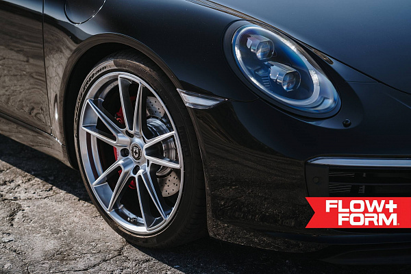 Фото дисков HRE FF04 Серебро на Porsche 911 VII