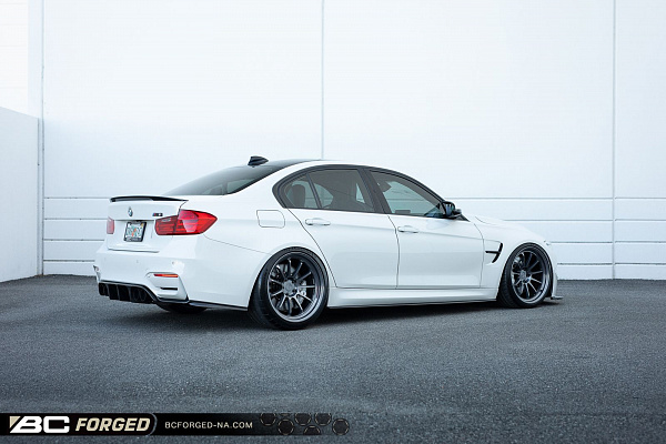 Фото дисков BC Forged TD01 Глянцевый графит на BMW 3/M3 (F3x/F80)