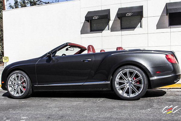 Фото дисков CEC C25 Глянцевый лак на Bentley Continental GT II
