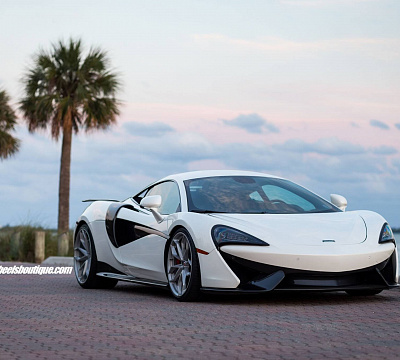 Фото дисков HRE P201 на McLaren 570S