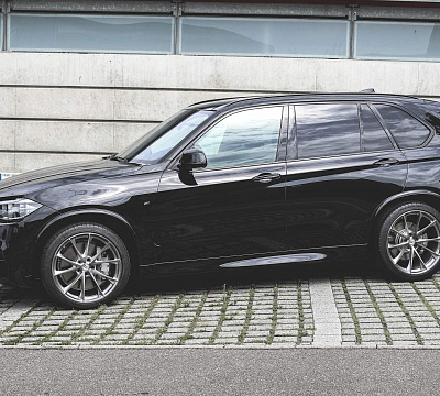 Фото дисков HRE P204 на BMW 5/M5 (F10)