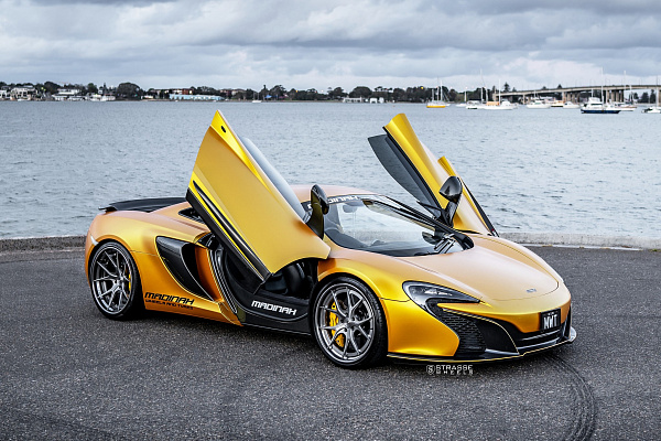 Фото дисков Strasse Wheels SM5R Deep Concave FS Сатиновый тонированный лак на McLaren 650S