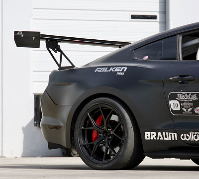 Фото дисков MRR FS06 на Ford Mustang VI