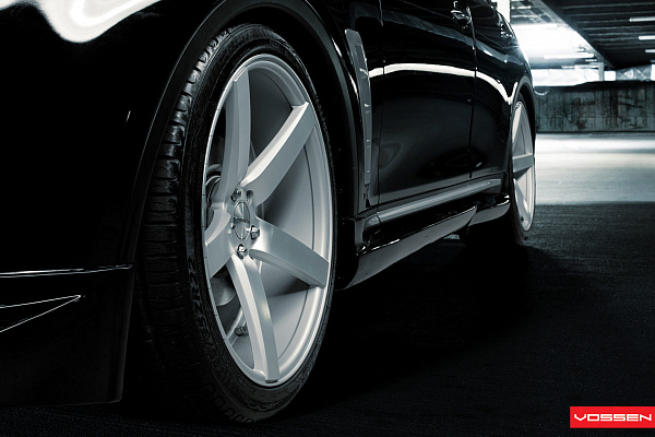 Фото дисков Vossen CV3 Серебро на Infiniti FX II