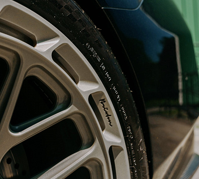Фото дисков Brixton Forged TR08 AERO1 на BMW 5/M5 (G60/G90)