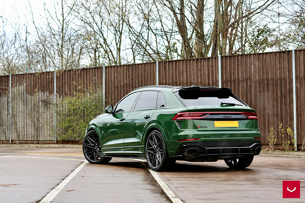 Фото дисков Vossen HF-7 Глянцевый графит на Audi Q8